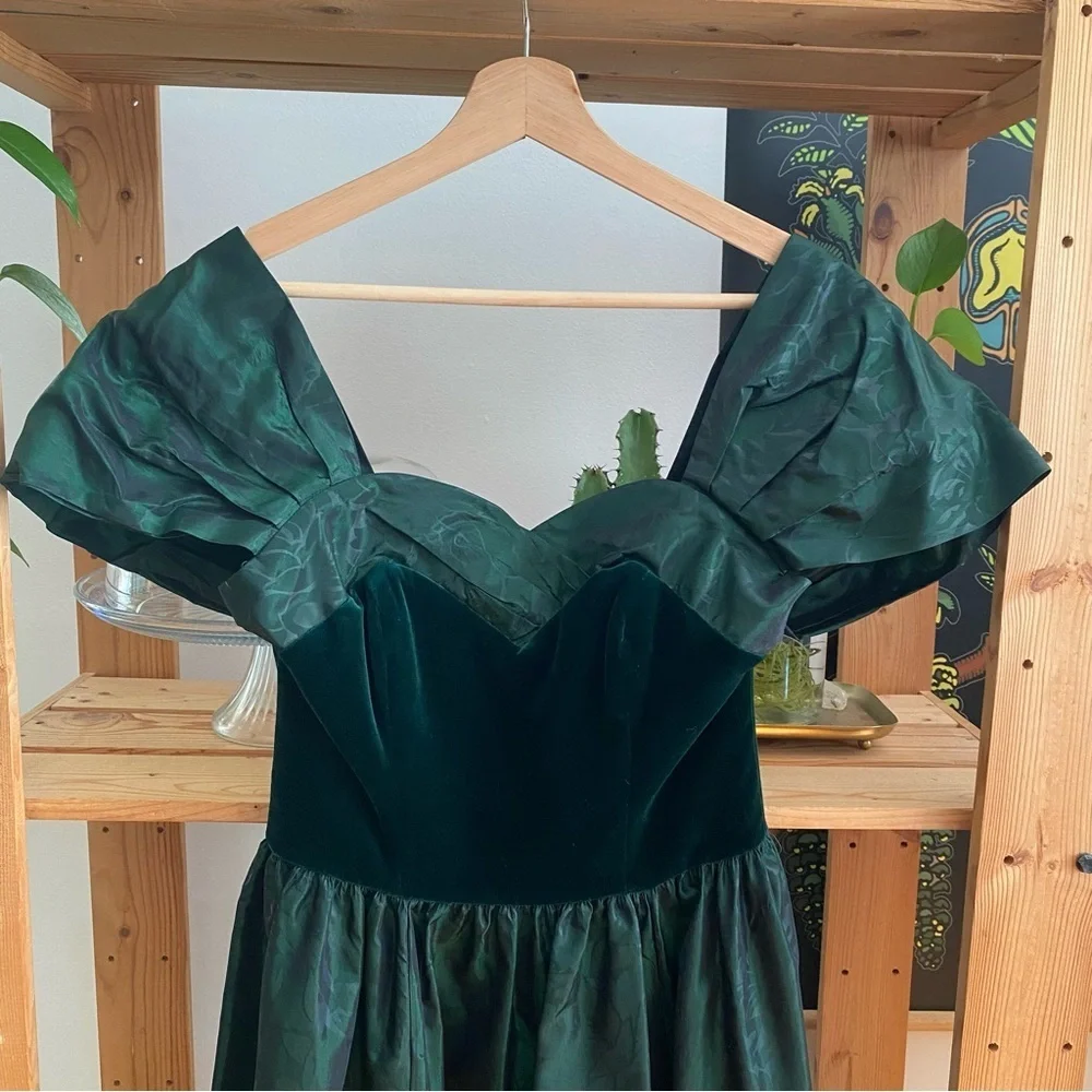 Vintage Laura Ashley Green Velvet Floral Taffeta Midi Dress Gown 8 - Picture 5 of 16
